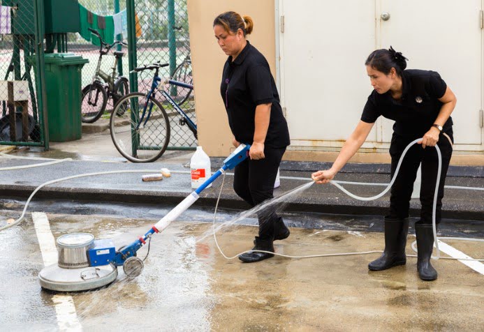 Lavado de pisos en Surquillo 1